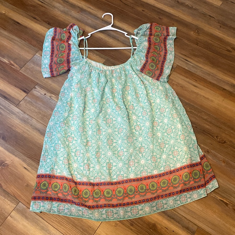 Rachel Kate Mint Cols Shoulder dress.  Size Large